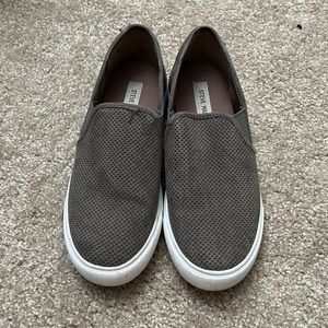 Steve Madden slip on sneaker